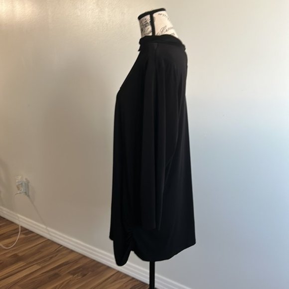 Torrid Black Minimalist Top  size 3x - Picture 2 of 5